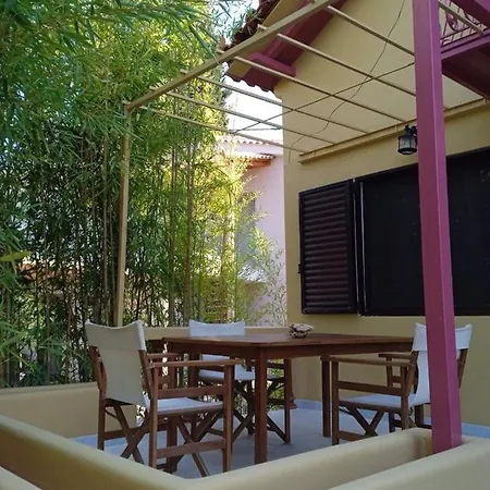Family Maisonette 3min Walk To The